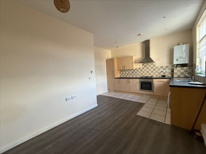2 Bed Flat, High Road, IG1