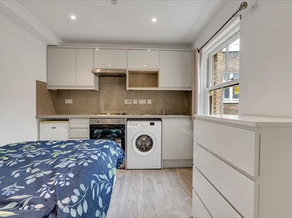 Studio Flat, Edgware Road, W2