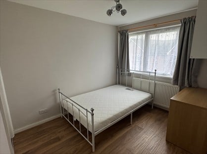 Room in a Shared Flat, Seaford Close, HA4
