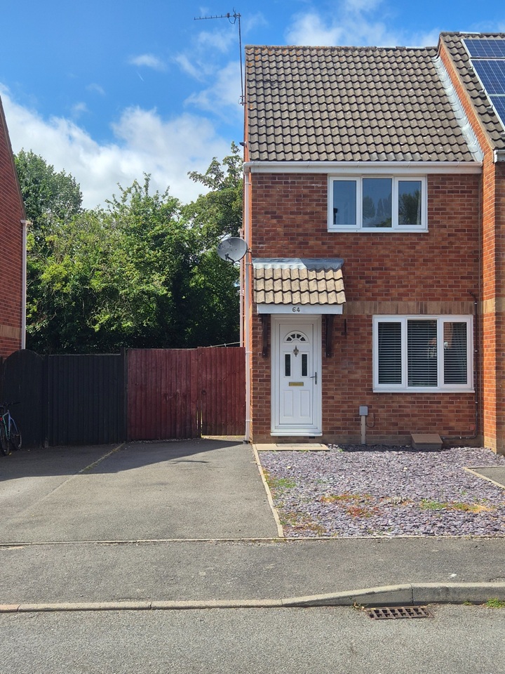 2 Bed End Terrace, Pendleside Way, DE23