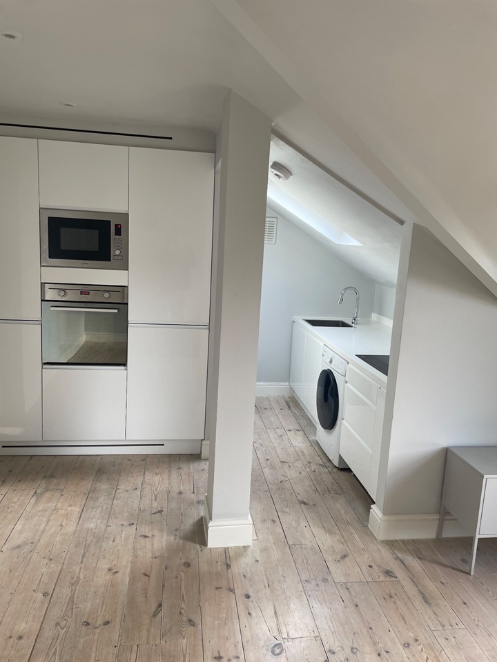 2 Bed Flat, Knatchbull Road, SE5 photo 4
