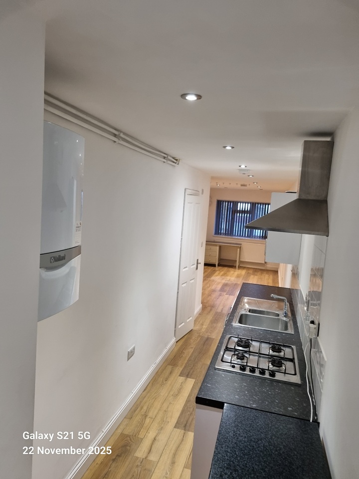 Studio Flat, Queen Ediths Way, CB1