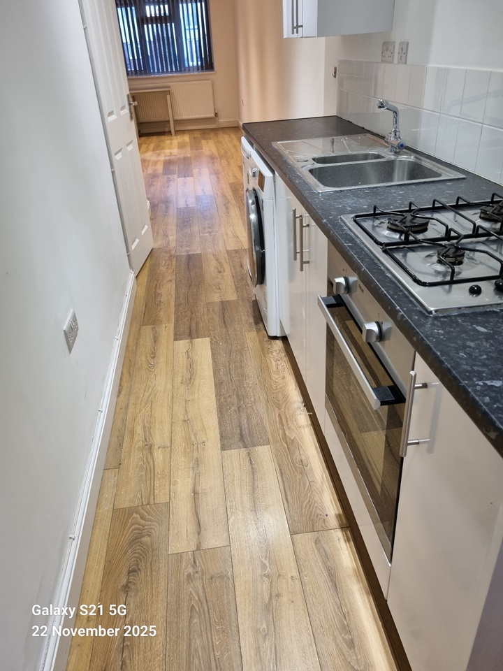 Studio Flat, Queen Ediths Way, CB1 photo 3