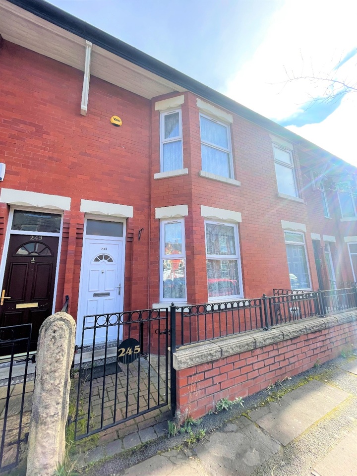 2 Bed Terraced House, Heald Place, M14