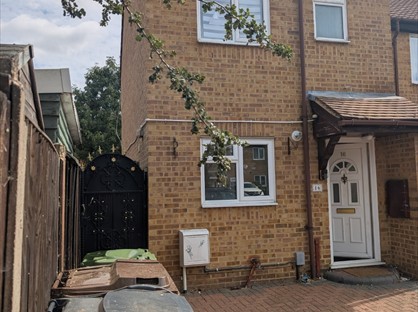 2 Bed End Terrace, Holden Close, RM8