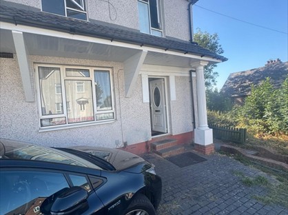 3 Bed Semi-Detached House, Bridgewater Crescent, DY2