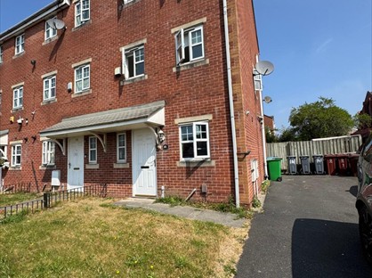 Room in a Shared House, Moston Lane, M9