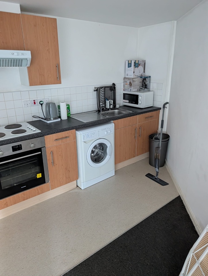 Studio Flat, Blackfriars Road, G1 photo 4