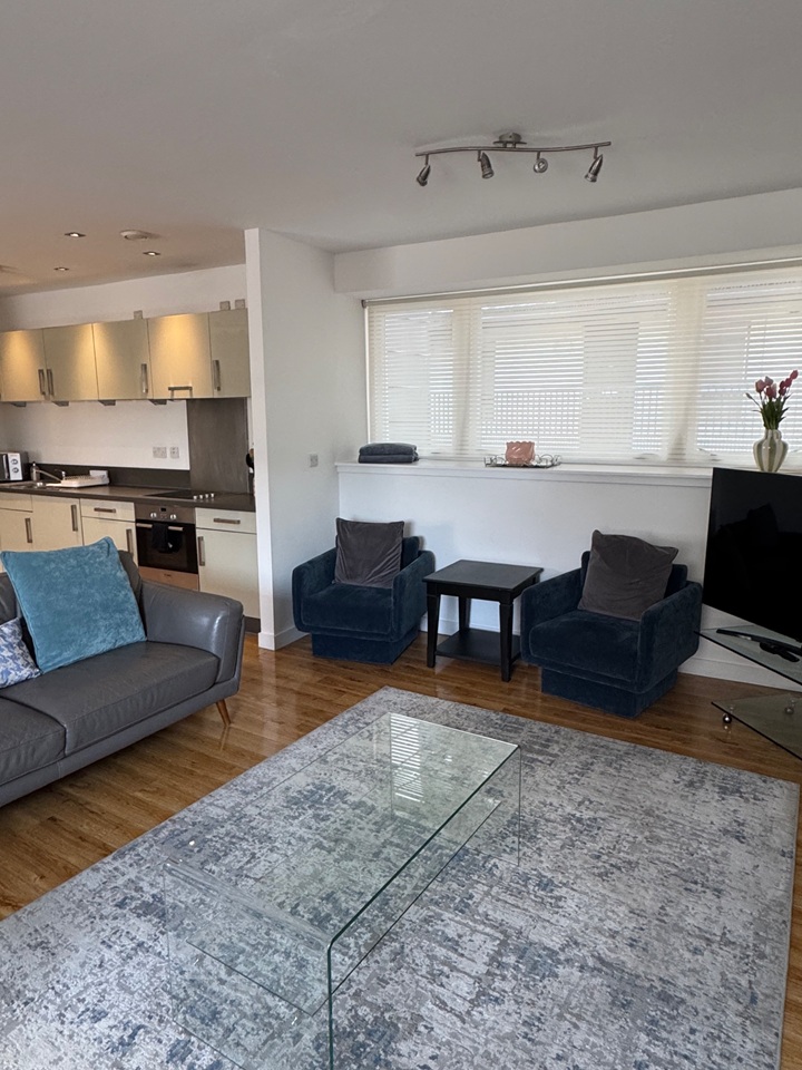3 Bed Flat, Mitchell Street, G1 photo 5