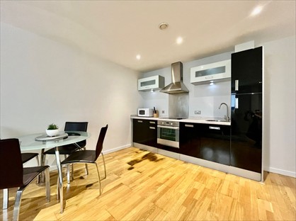 1 Bed Flat, Marsh Lane, LS9