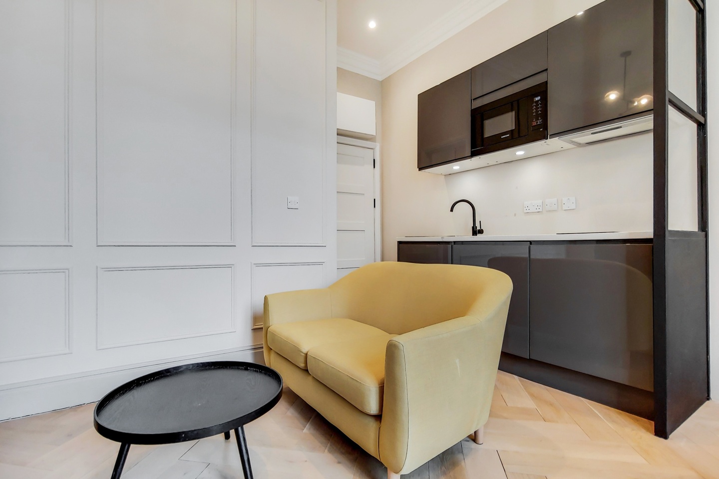 Studio Flat, Westbourne Terrace, W2 photo 3