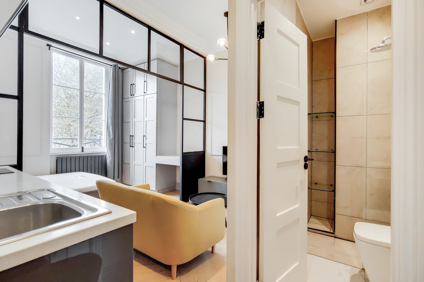Studio Flat, Westbourne Terrace, W2 photo 4