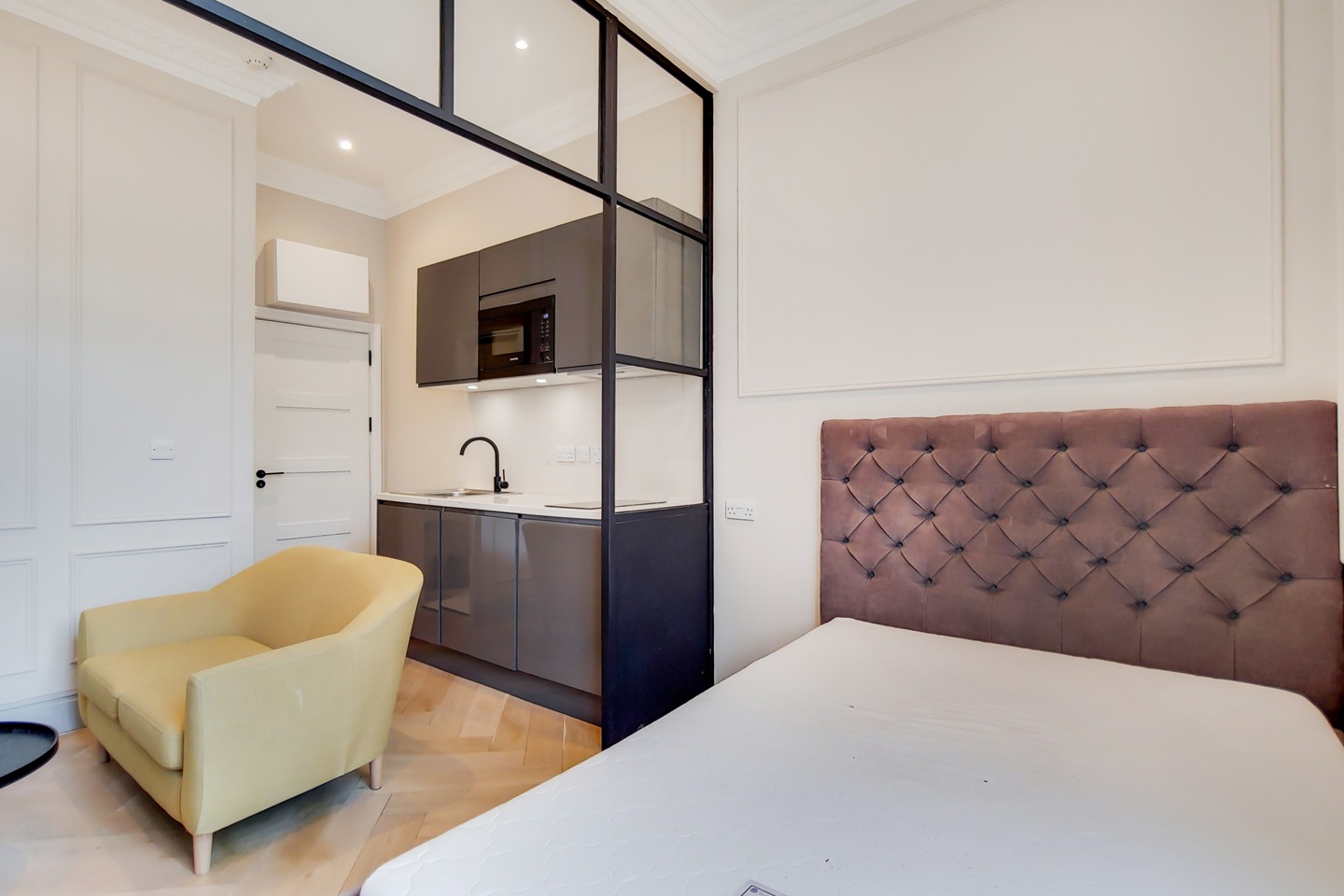 Studio Flat, Westbourne Terrace, W2 photo 5