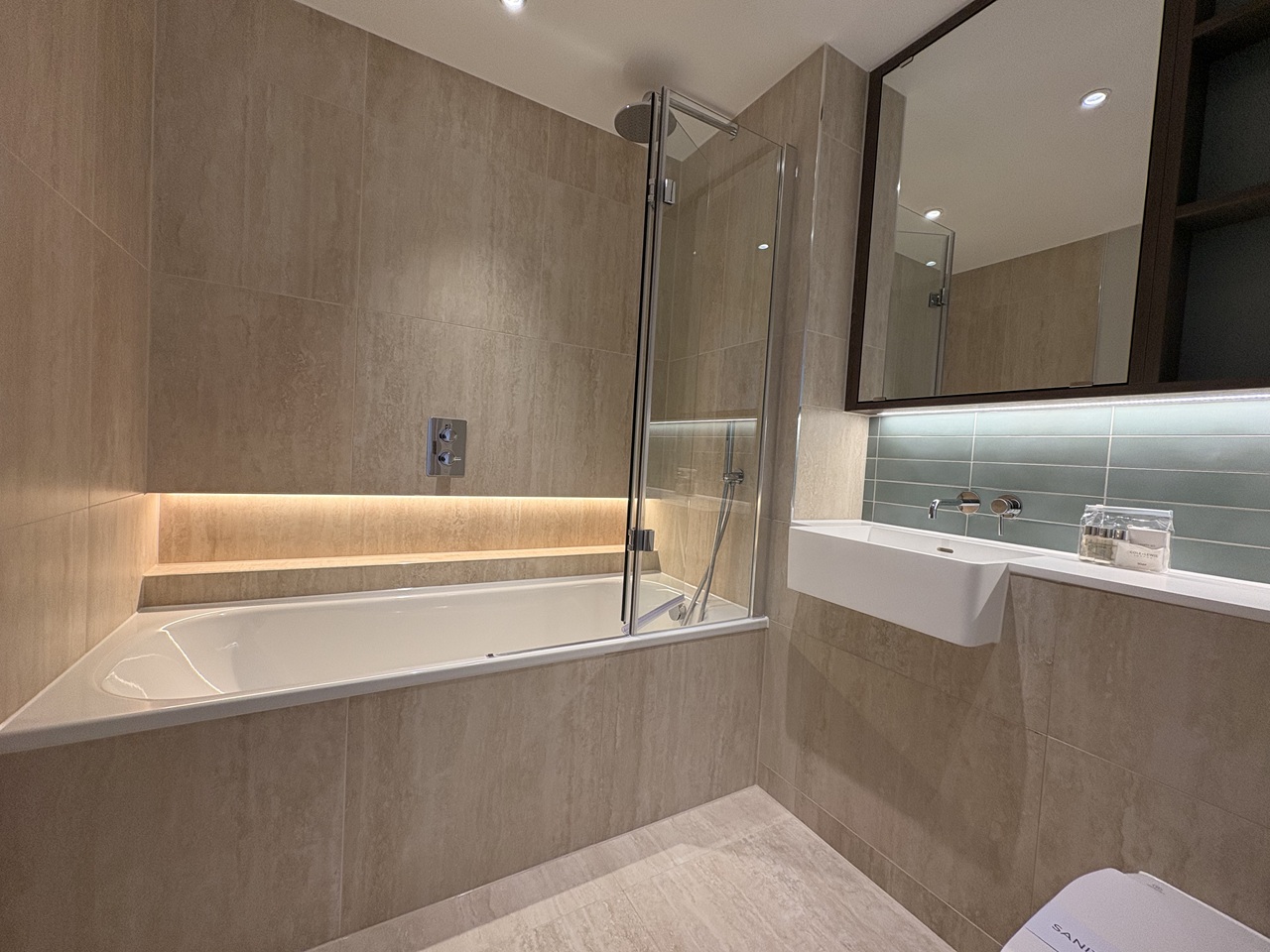 1 Bed Flat, Gasholder Place, SE11 photo 5