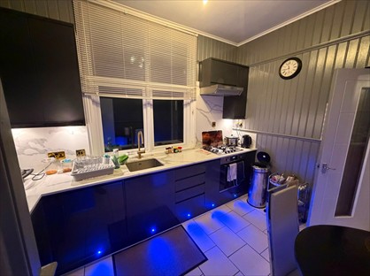 3 Bed Flat, Upton Road, WD18