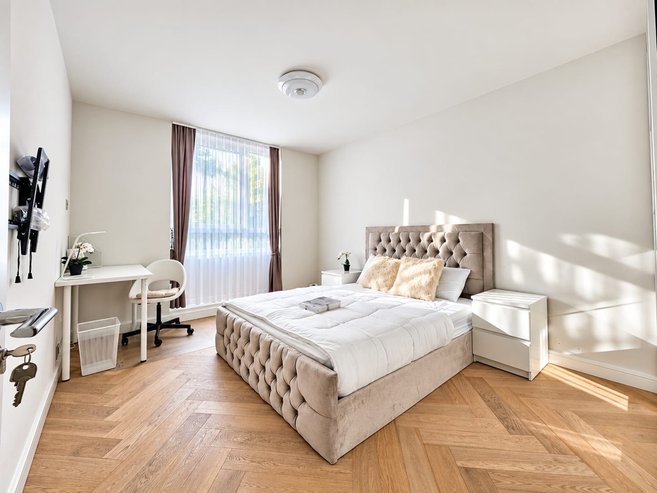 Room in a Shared Flat, Tilehurst, NW1