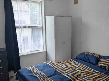 Room in a Shared House, Nigel Road, B8