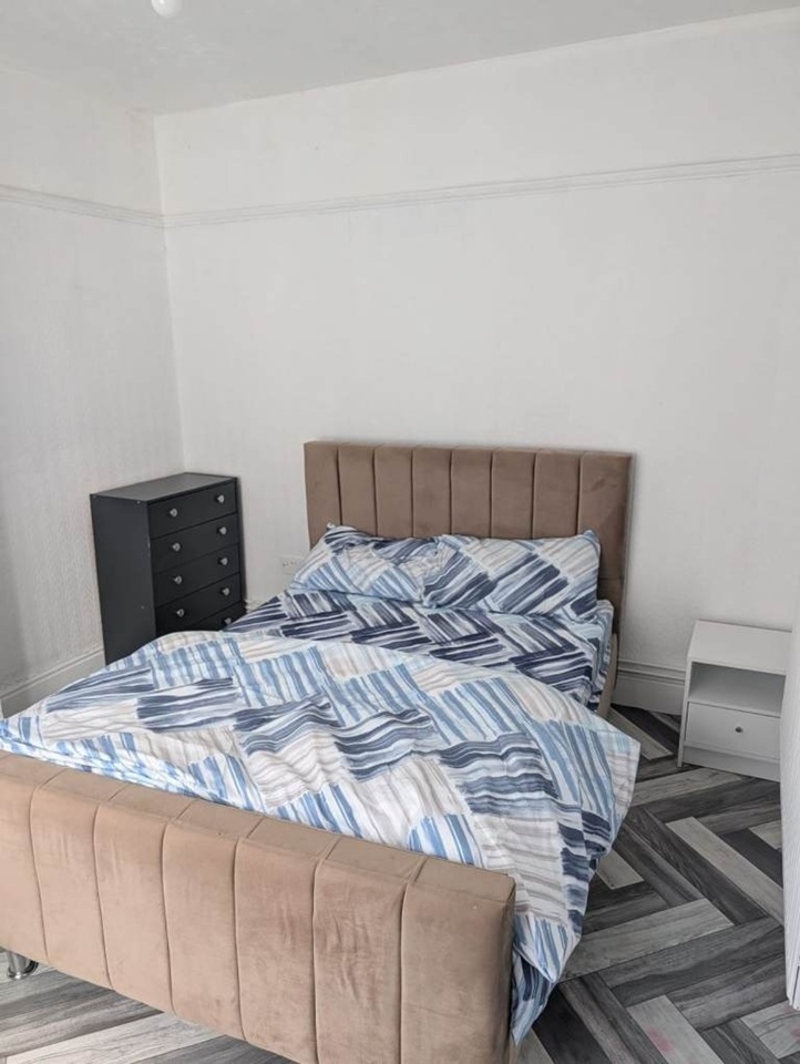 Room in a Shared House, Nigel Road, B8 photo 2