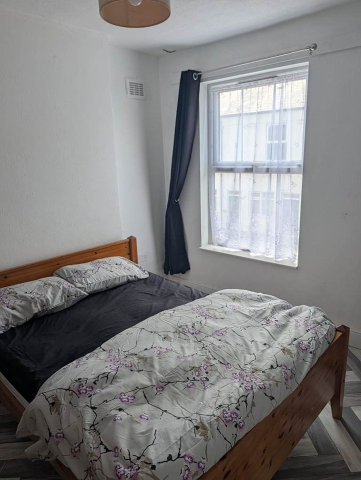 Room in a Shared House, Nigel Road, B8 photo 4
