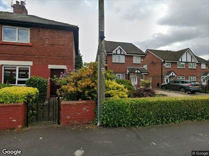 2 Bed Terraced House, Burton Walk, SK4