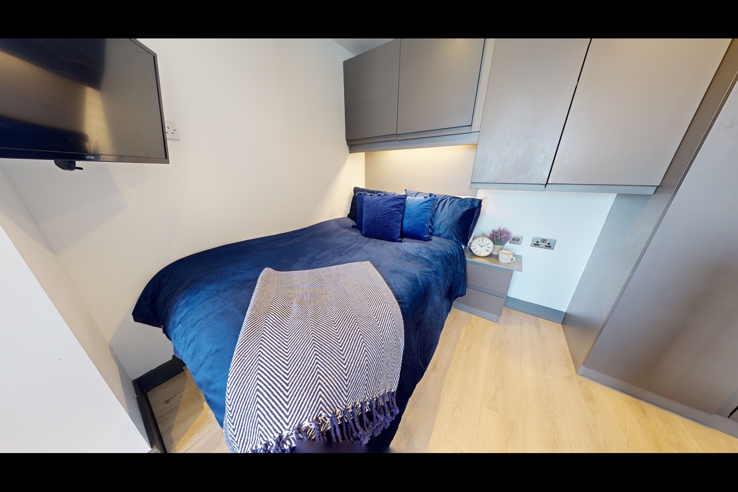Studio Flat, Coventry, CV1 photo 2