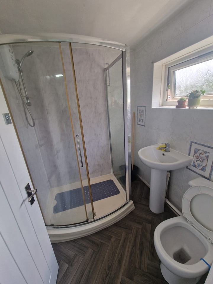 Room in a Shared House, Papyrus Way, B36 photo 5