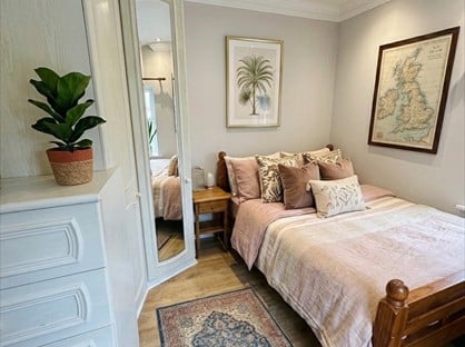 Room in a Shared Flat, Stockwell Road, SW9