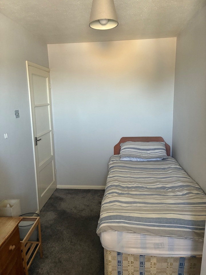 Room in a Shared House, Gorselands Road, SO18 photo 4
