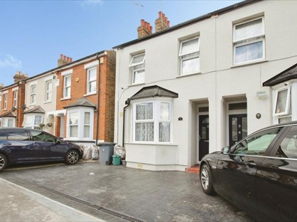 3 Bed Semi-Detached House, Bridge Road, UB8