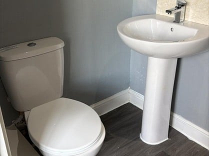 6 bed room for rent in Room in a Shared House, Wyresdale Road, BL1