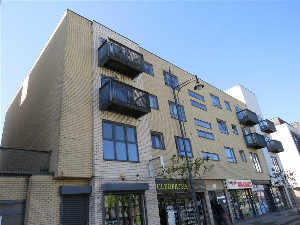 2 Bed Flat, Hulme High St, M15
