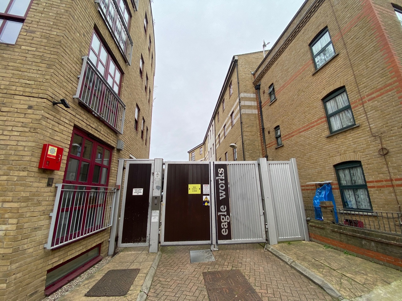 2 Bed Flat, Eagle Works East, E1 photo 4