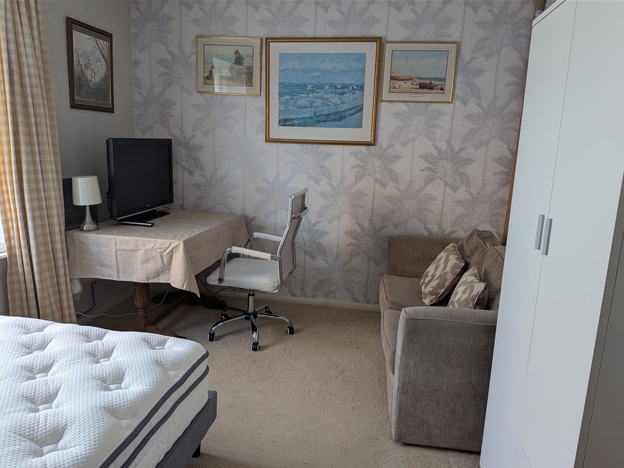 Room in a Shared Flat, New Road, L13 photo 2