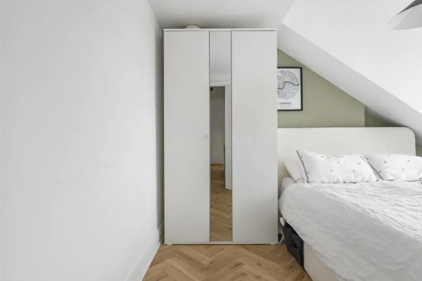 1 Bed Flat, Narbonne Avenue, SW4 photo 5