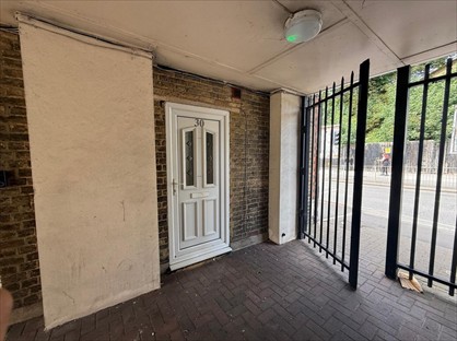 1 Bed Flat, Croham Road, CR2