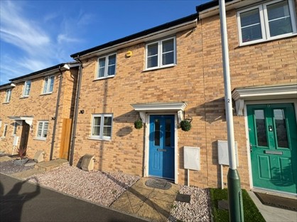 3 Bed Terraced House, Collerne St, RM3