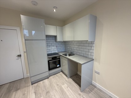 1 Bed Flat, Spotland Road, OL12