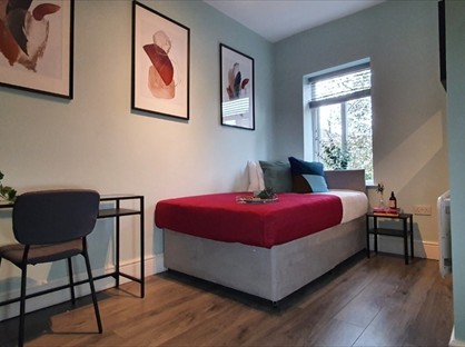 Room in a Shared House, Redgrave Street, OL4