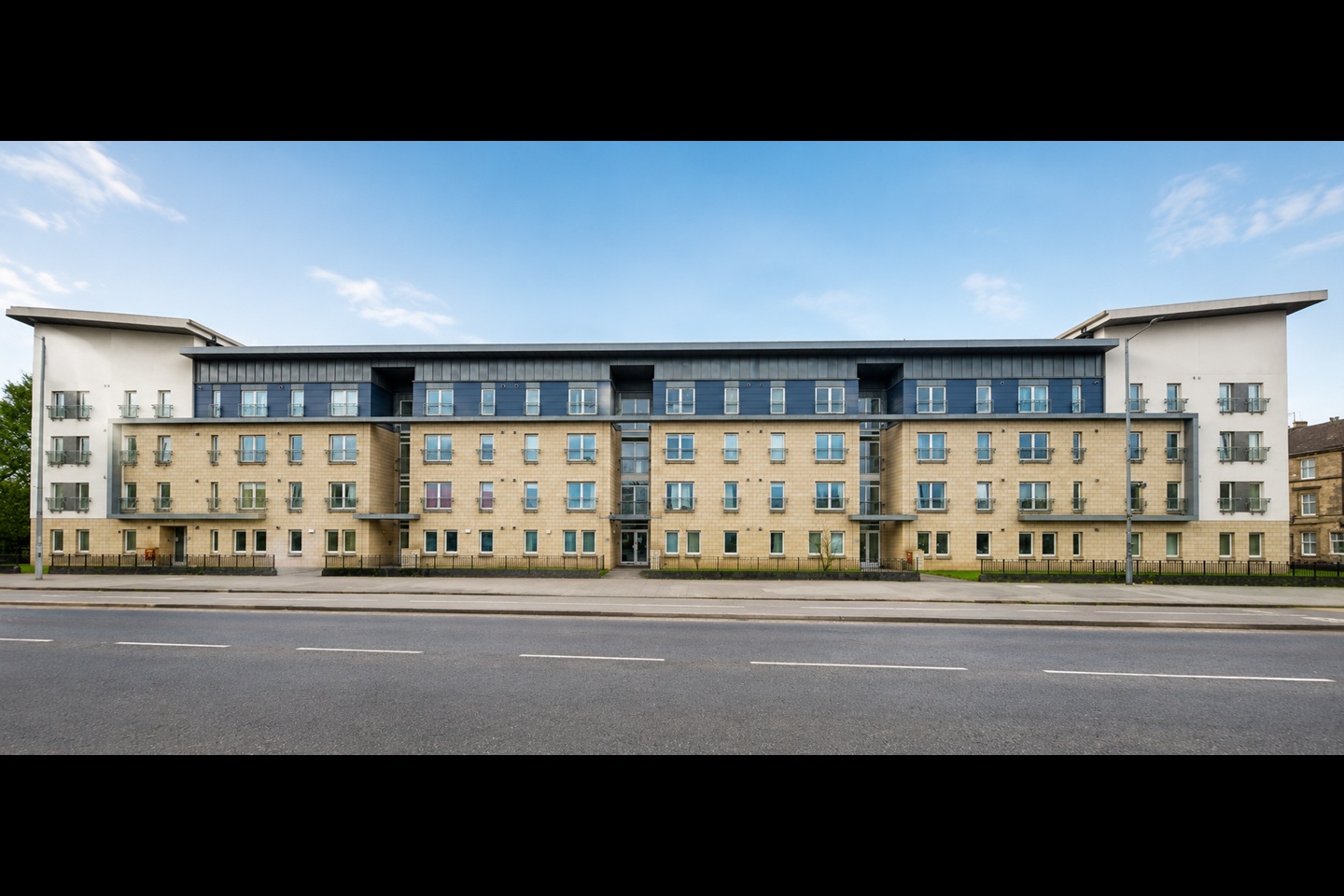 2 Bed Flat, Shields Road, G41