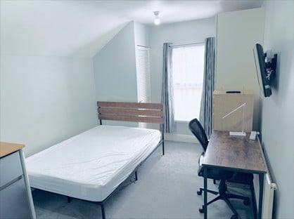 Room in a Shared House, Vastern Road, RG1
