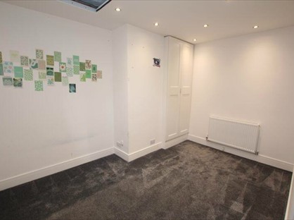 Room in a Shared House, York St, OL10