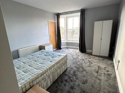 Room in a Shared House, Commercial St, TR14