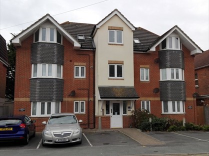 2 Bed Flat, Adeline Road, BH5