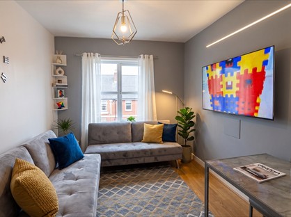 1 Bed Flat, Russell St, RG1