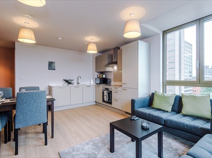 2 Bed Flat, Trafford Gardens, M16
