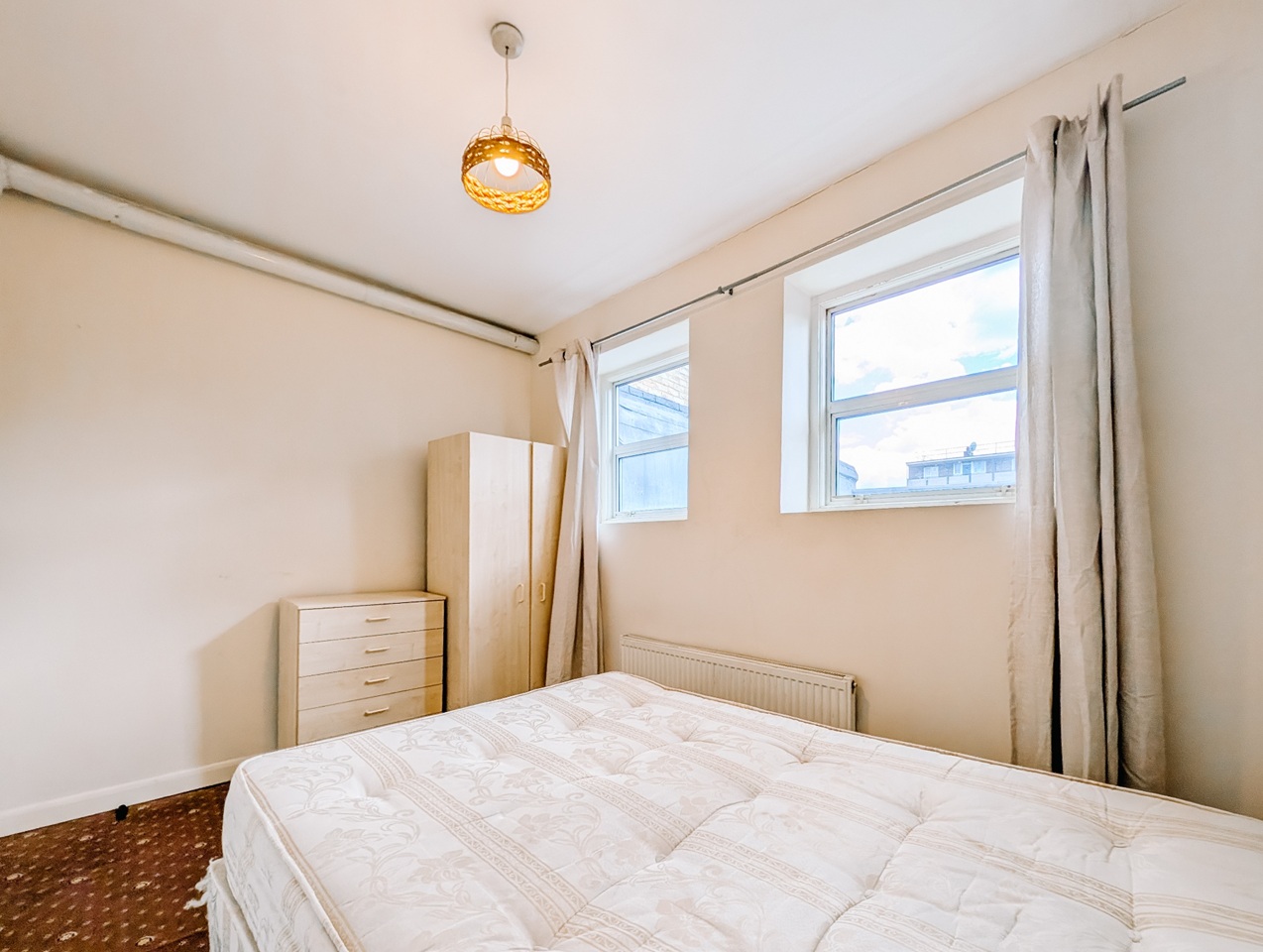 1 Bed Flat, Hoxton St, N1 photo 5