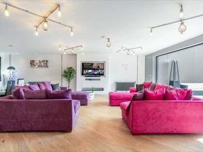 2 Bed Penthouse, Concord House, B1