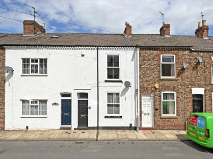 2 Bed Terraced House, Garfield Terrace, YO26