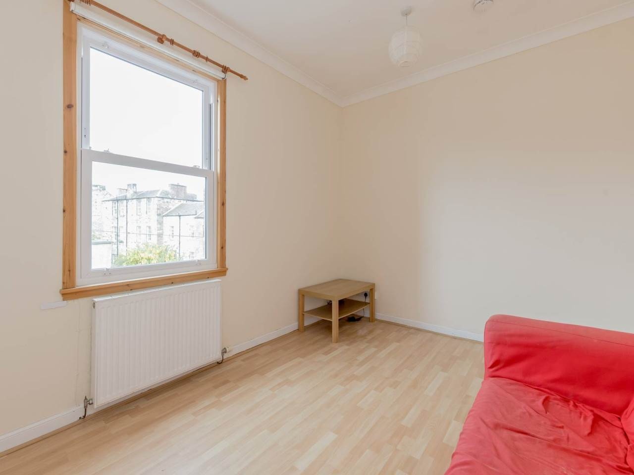 4 Bed Flat, Edinburgh, EH8 photo 5