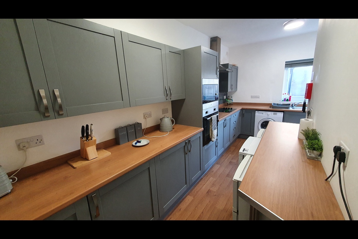 Room in a Shared House, Park Road North, CH41